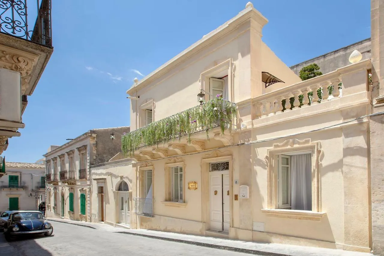 A Marchisa -Noto- Aparthotel